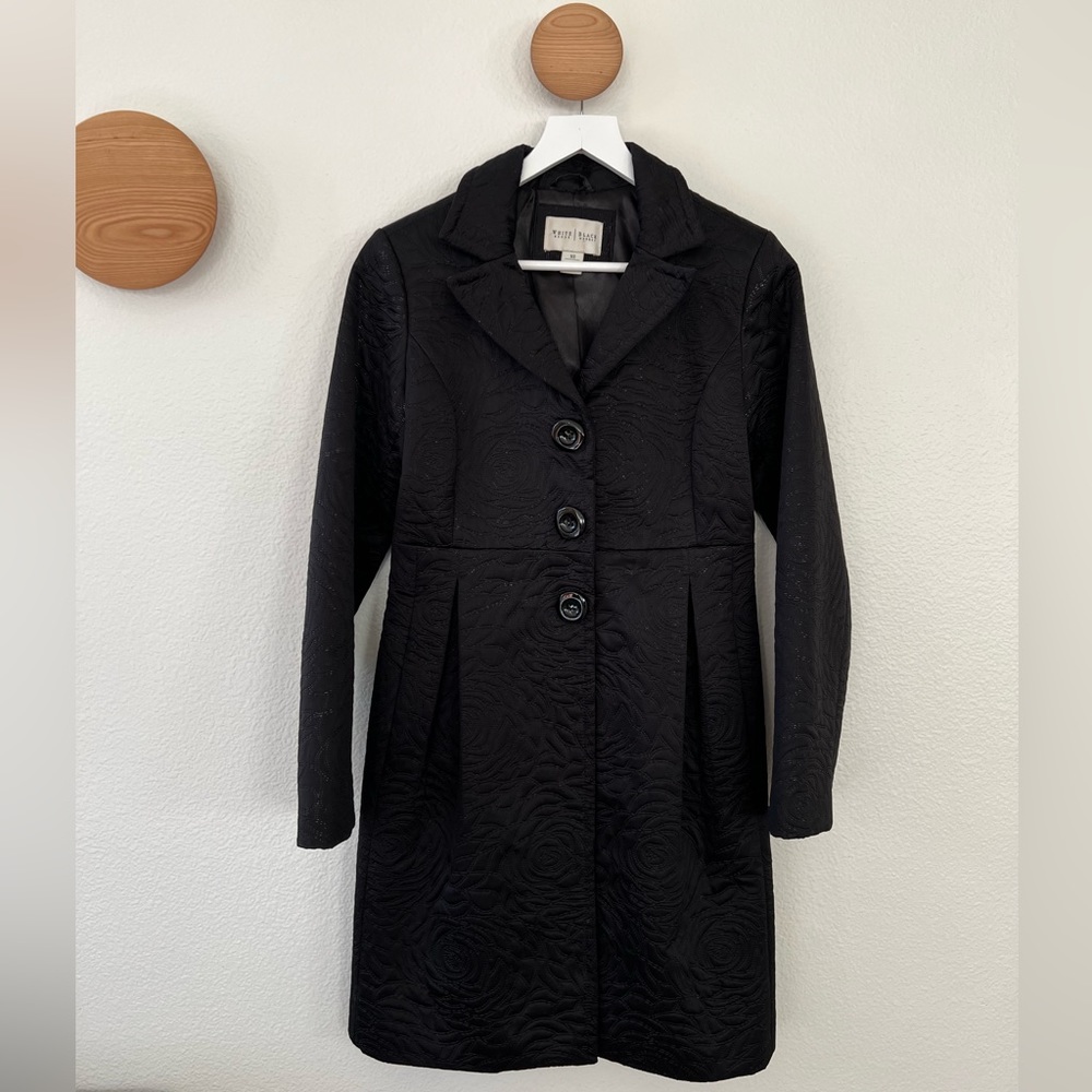 White House Black Market dress coat in black